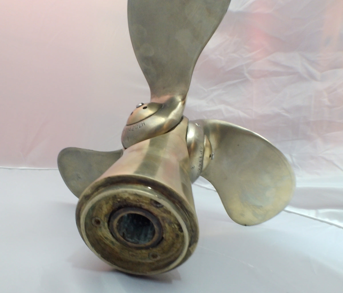 H5 380mm Left Hand Saildrive Autoprop AP11420 – Bruntons Propellers Limited